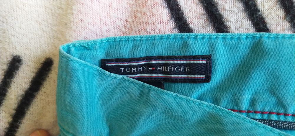 Spodnie 34/30 Hilfiger kolor zielony