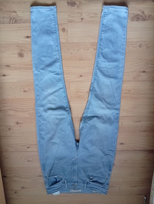 Jeansy damskie M Levi's