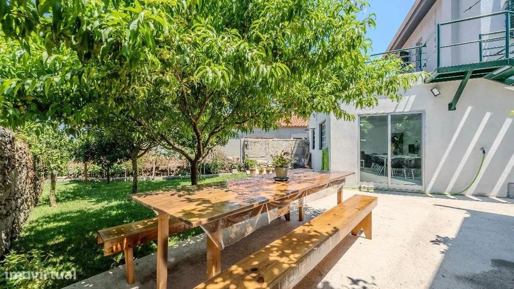 Moradia Bi-Familiar em Merlim Sampaio - Braga