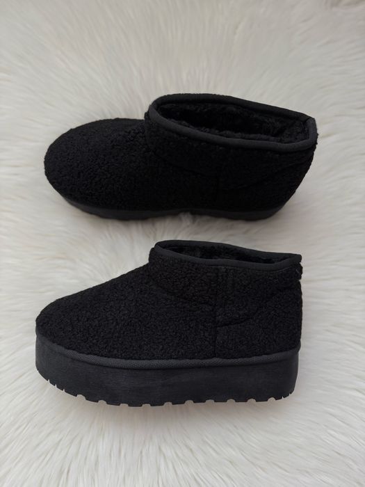 Czarne śniegowce baranek ocieplane 39