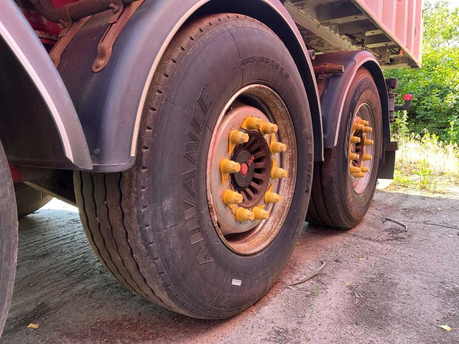 Напівпричіп-самоскид 55м3 Robuste Kaiser