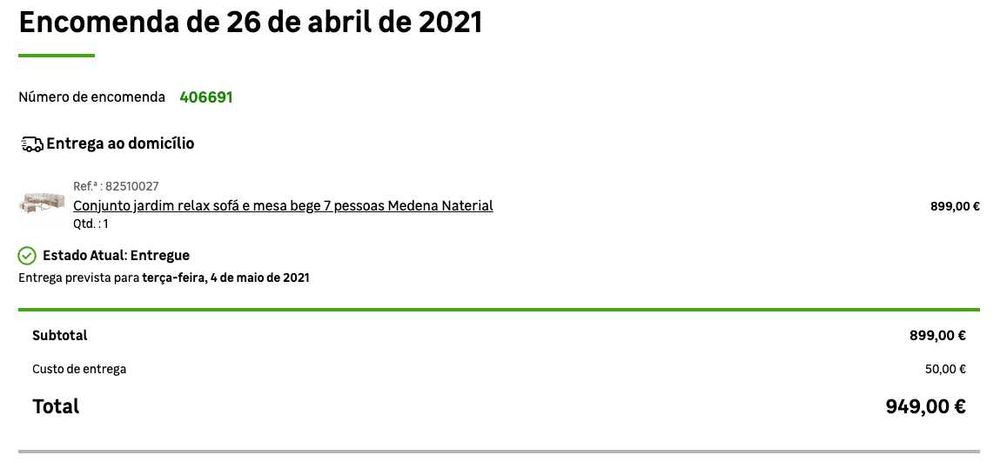 Sofás e mesa de exterior em excelente estado (ainda em garantia)