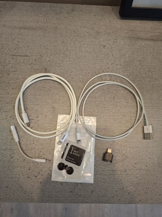 Продам комплект аксесуарів для iPhone (опис)