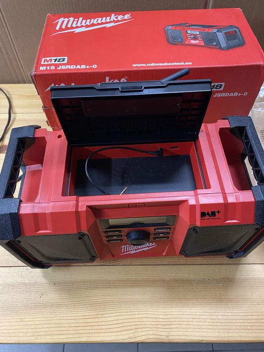 Radio  budowlane  Milwaukee M18 DAB+