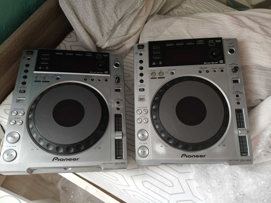 Pioneer cdj 850 + reloop RMX 40 dsp