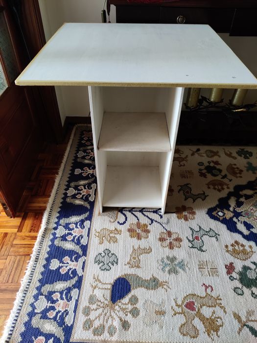 Camilha com arrumação