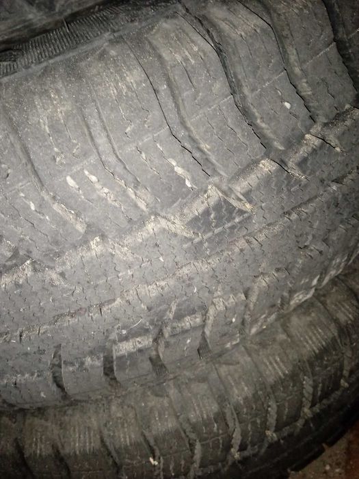 зимові шини з дисками : nexen 175×65×14 -3000, cordiant 175×65×14-2800