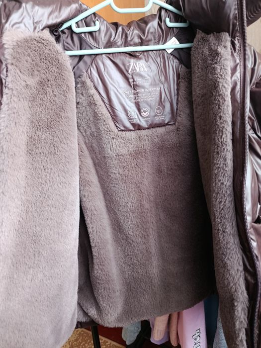Пуховик Zara     .