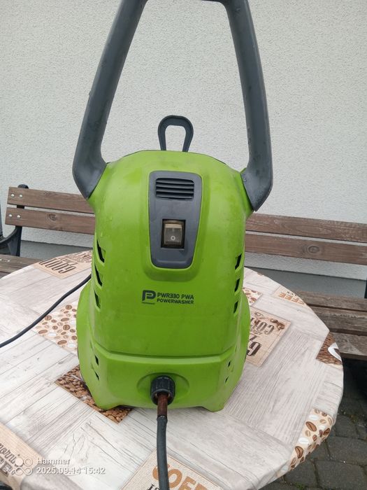 Myjka ciśnieniowa samochodowa