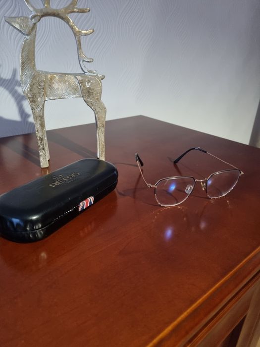 Okulary marki Retro London