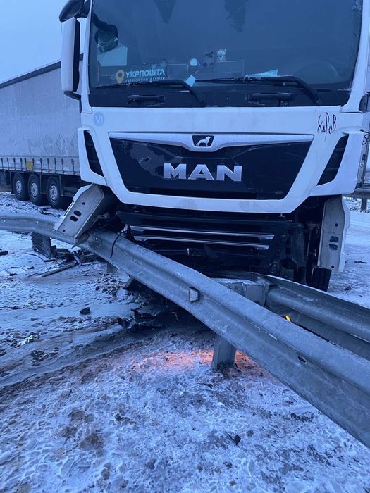 Полтава 8т Эвакуатор 24/7 автоманипулятор Евакуатор с краном