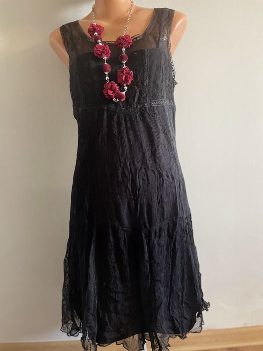 Sukienka czarna boho wieczorowa