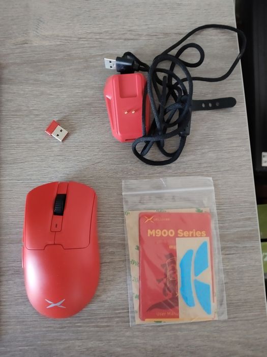 Продам мышку Delux M900 PRO red, клавиатуру Hexgears X3
