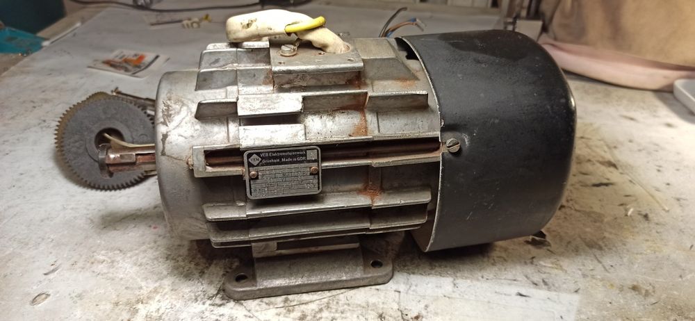 Электродвигатель токарный станок Hobbymat MD64.