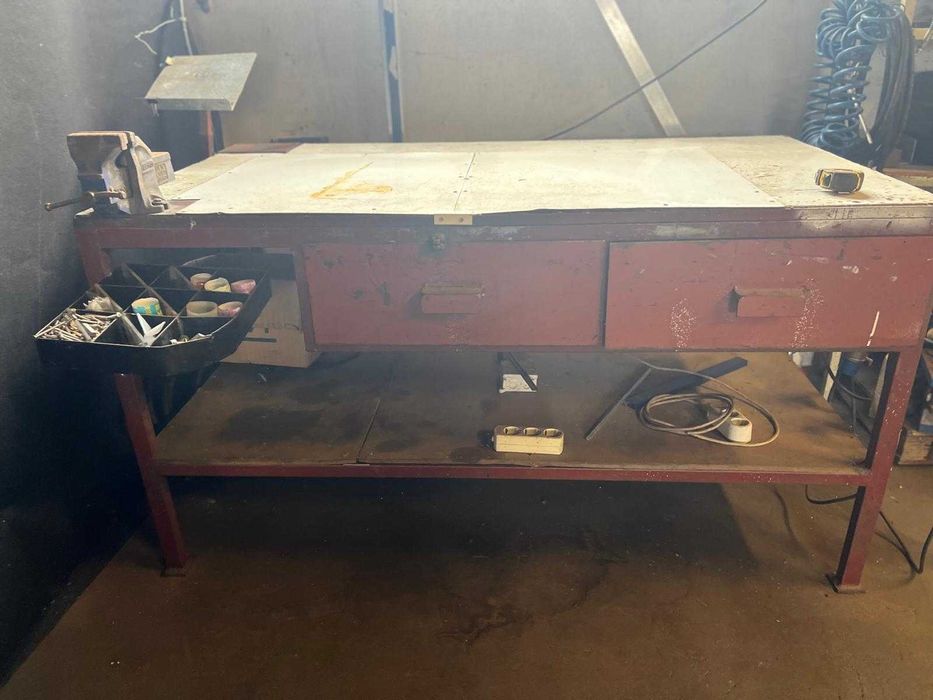 Bancada de trabalho para Serralharia e Outros.