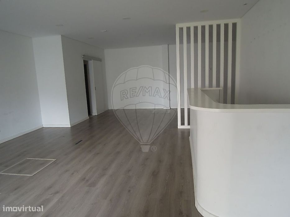 Loja  para arrendamento