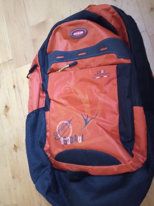 Продам большой рюкзак Ronglida