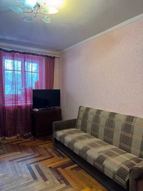 Сдам 3к.кв метро "Студенческая", с/м "Класс"