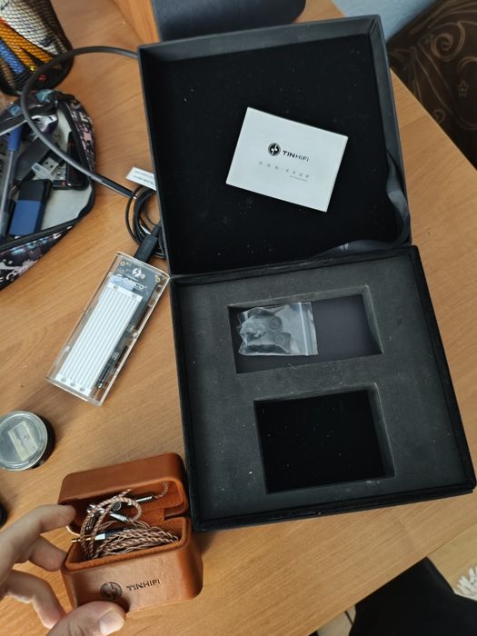 Tin HiFi P1 (оригинал) — планарные IEM, полный комплект