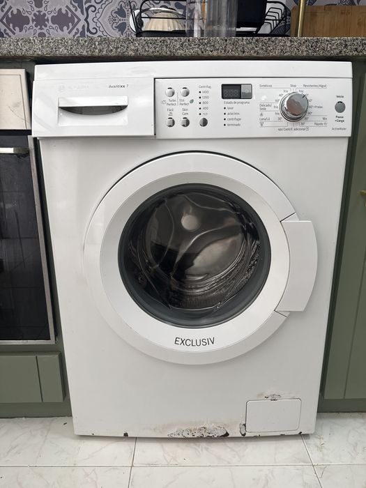 Maquina de lavar roupa