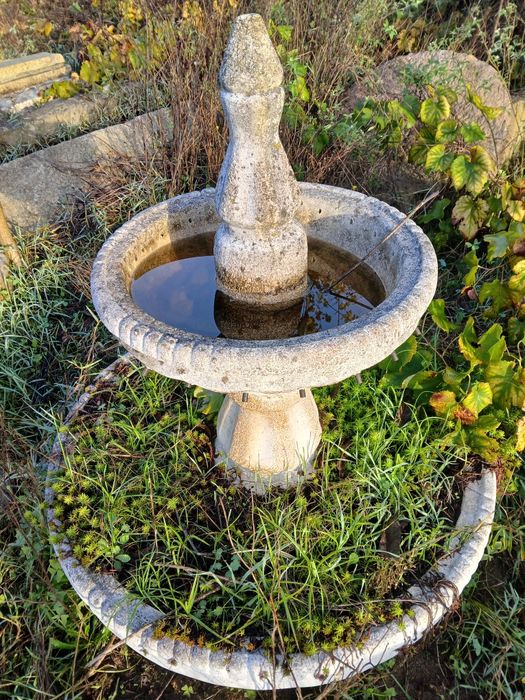 Pias e fontanários antiguidades