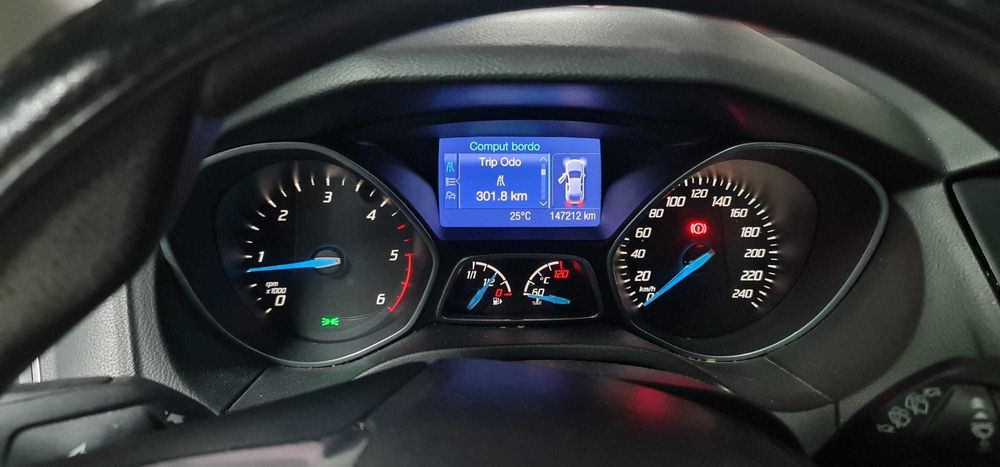 Ford Focus 1.6 TDCI Titanium Final 2012