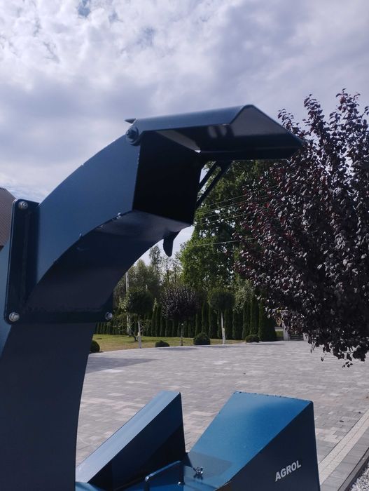 Rębak bębnowy Denis R-12  do gałęzi 12 cm wysyłka półautomat Nowy