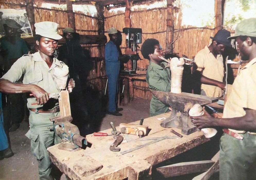 Angola - JAMBA - CAPITAL DA LIBERDADE - Portugal 1985