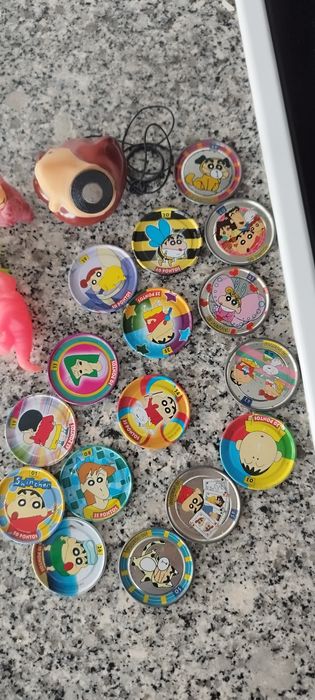 Lote de brinquedos e brindes