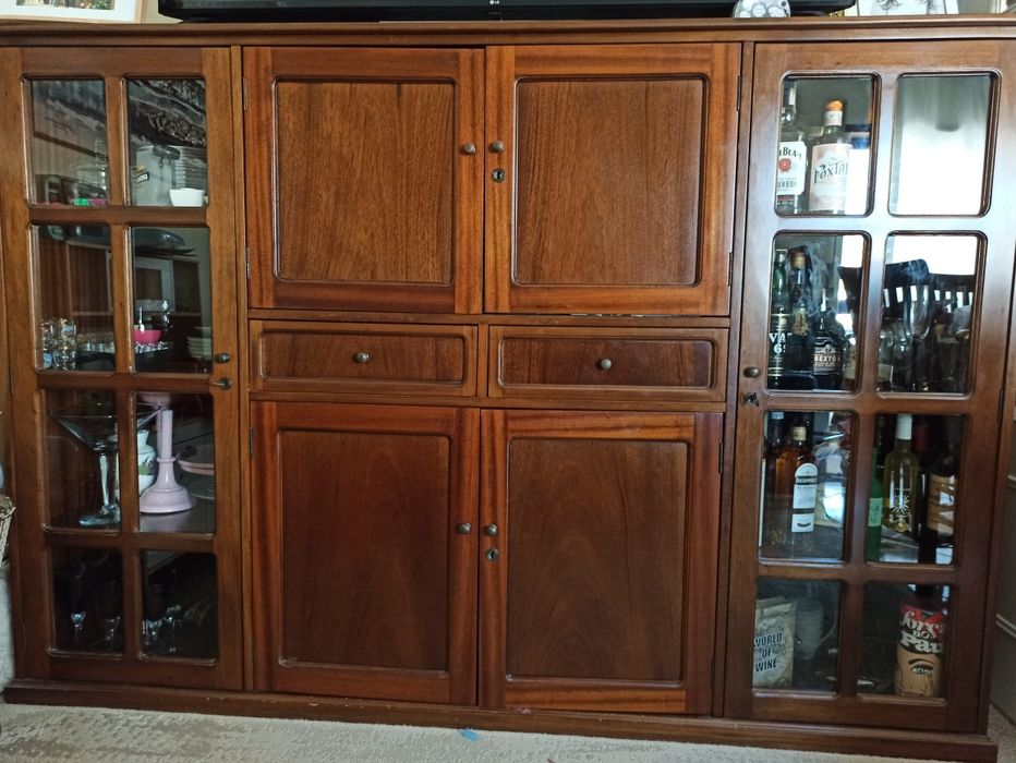 Cristaleira / móvel