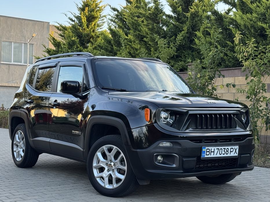 Продам машину Jeep Renegate