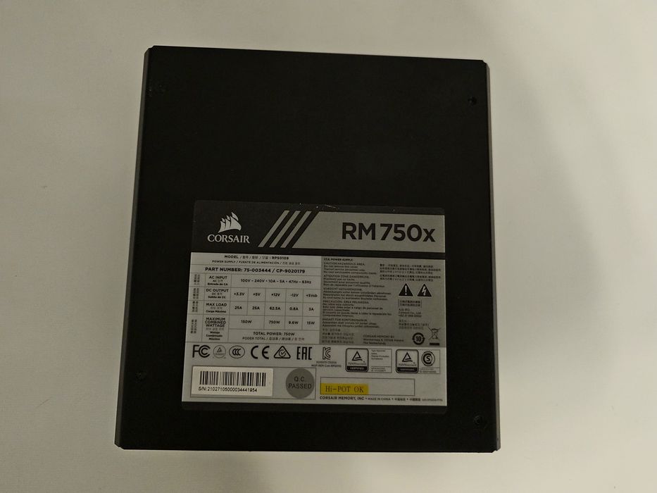 Zasilacz CORSAIR RM750X 750W 80+GOLD MODULARNY / Darmowa dostawa!