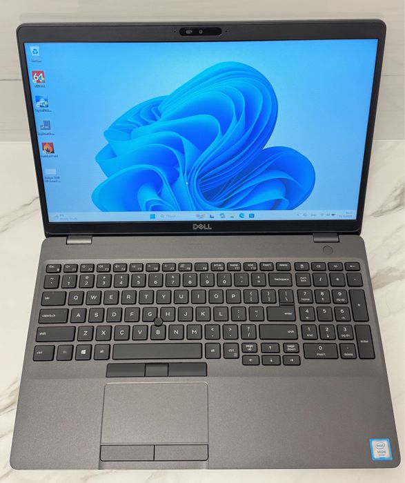 Dell Precision 3541 15.6"HD|Xeon E-2276M|8GB|128SSD|P620|АКБ 0%