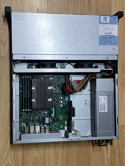 QNAP TS-1273u-rp - 12 bay serwer plików