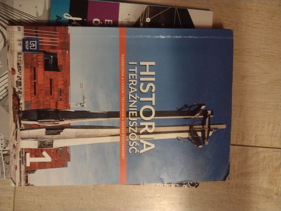 Historia i teraźniejszość
