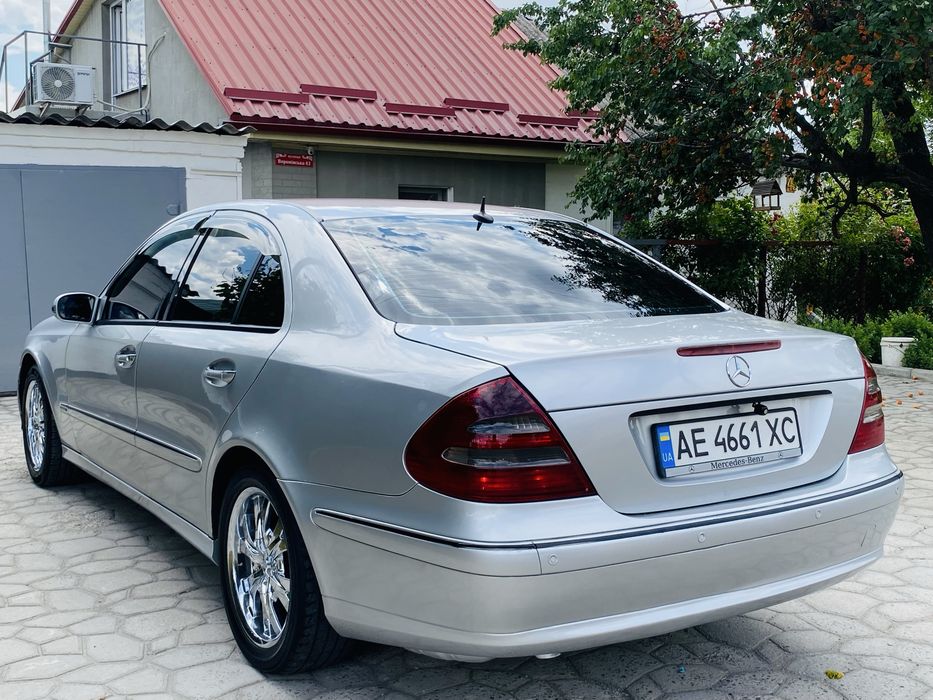 К вашему вниманию в породаже Mercedes Benz  надёжный конфортный w211 2003 года
