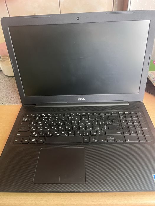 Продам ноутбук Dell состояние нового