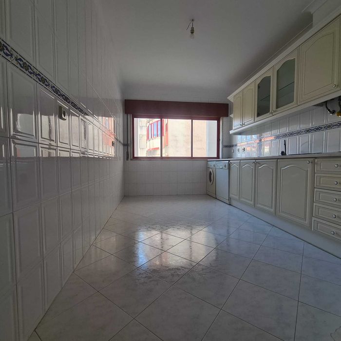 Apartamento T2 à venda - Cavaleira, Mem Martins | Venda Particular