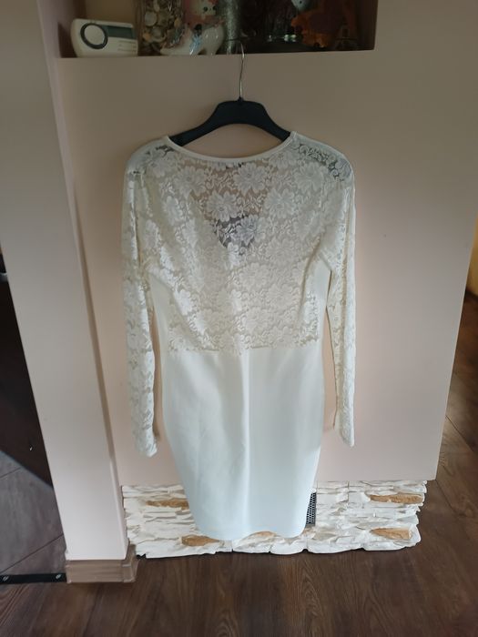 Nowa z metką biała sukienka 40/42