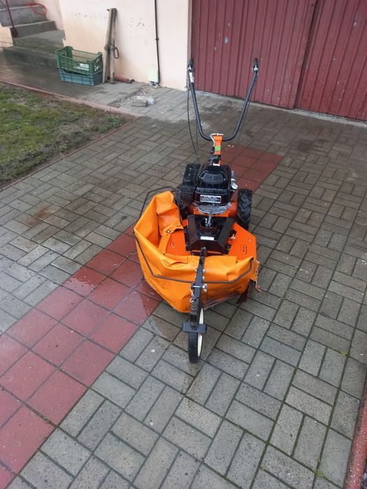 Karczownica/kosiarka Honda Brumi SM60