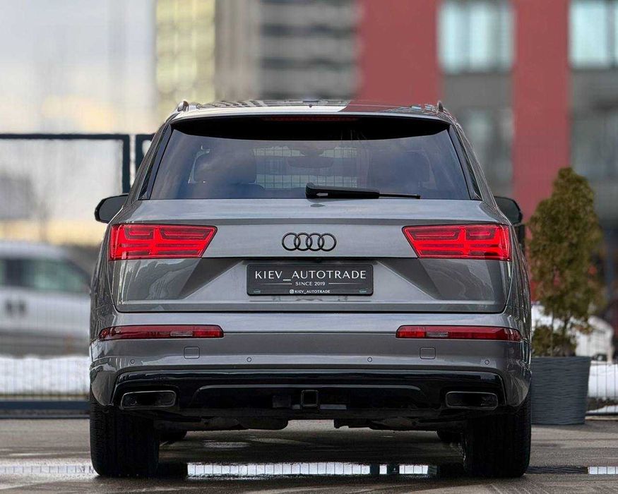 Продаж гарного Audi Q7
