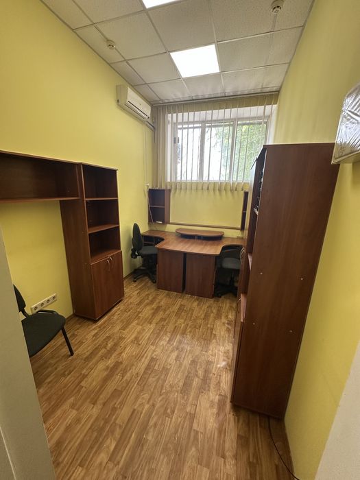 Офіс 100 метрів + убежище 700 метрів вул Аваляні 1