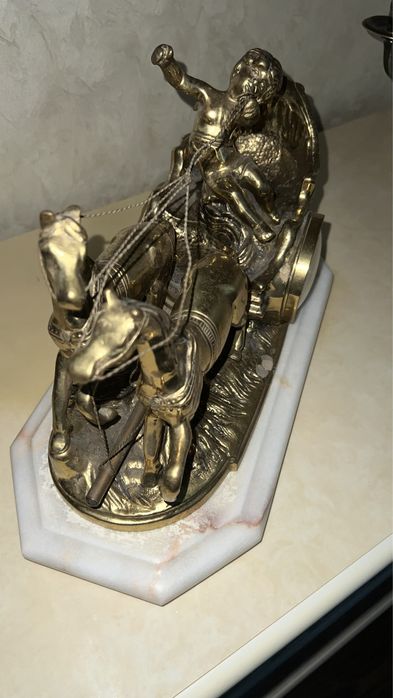 Часы бронза.камінні часи