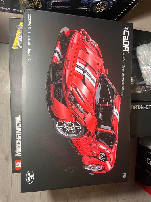Конструктор гоночна машина | CaDA61042 | Спорткар || Ferrari 488 || 3187деталей || 1:8 Масштаб