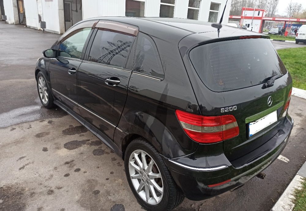 Розборка Mercedes-Benz W245 B200