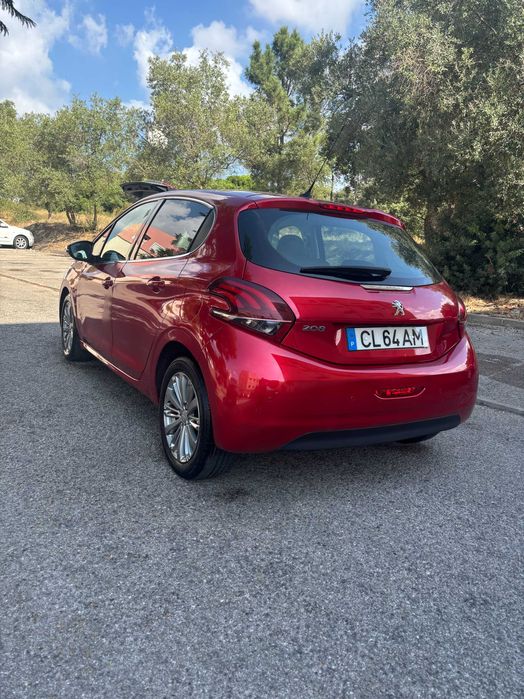 Peugeot 208 Impecavel