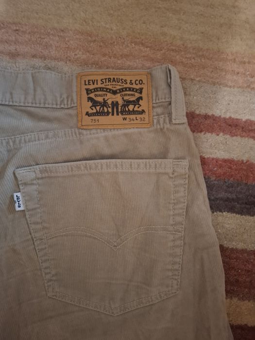Jeansy Levi's 751 (w34.L30)
