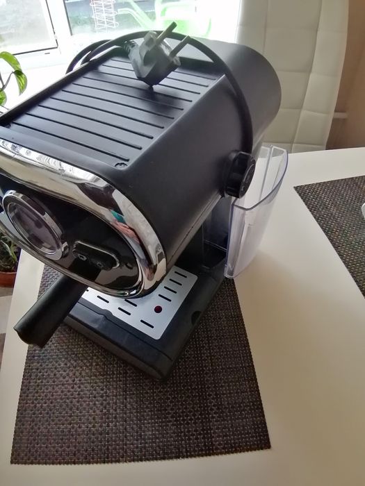 Кавоварка - еспрессо машина SilverCrest