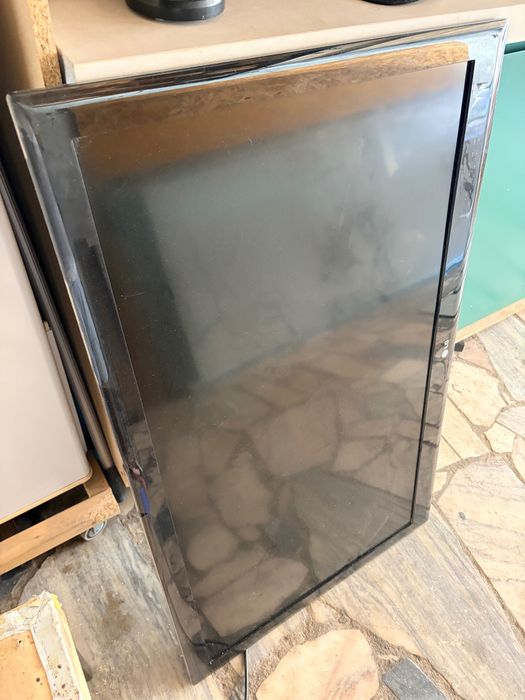 LG TV led antiga