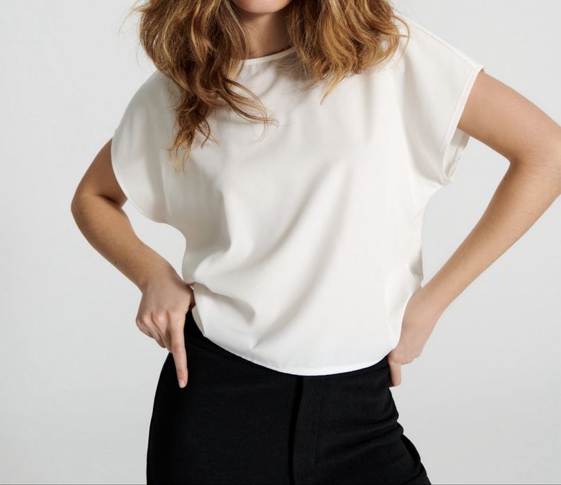 Biala bluzka Sinsay M nowa odkryte plecy